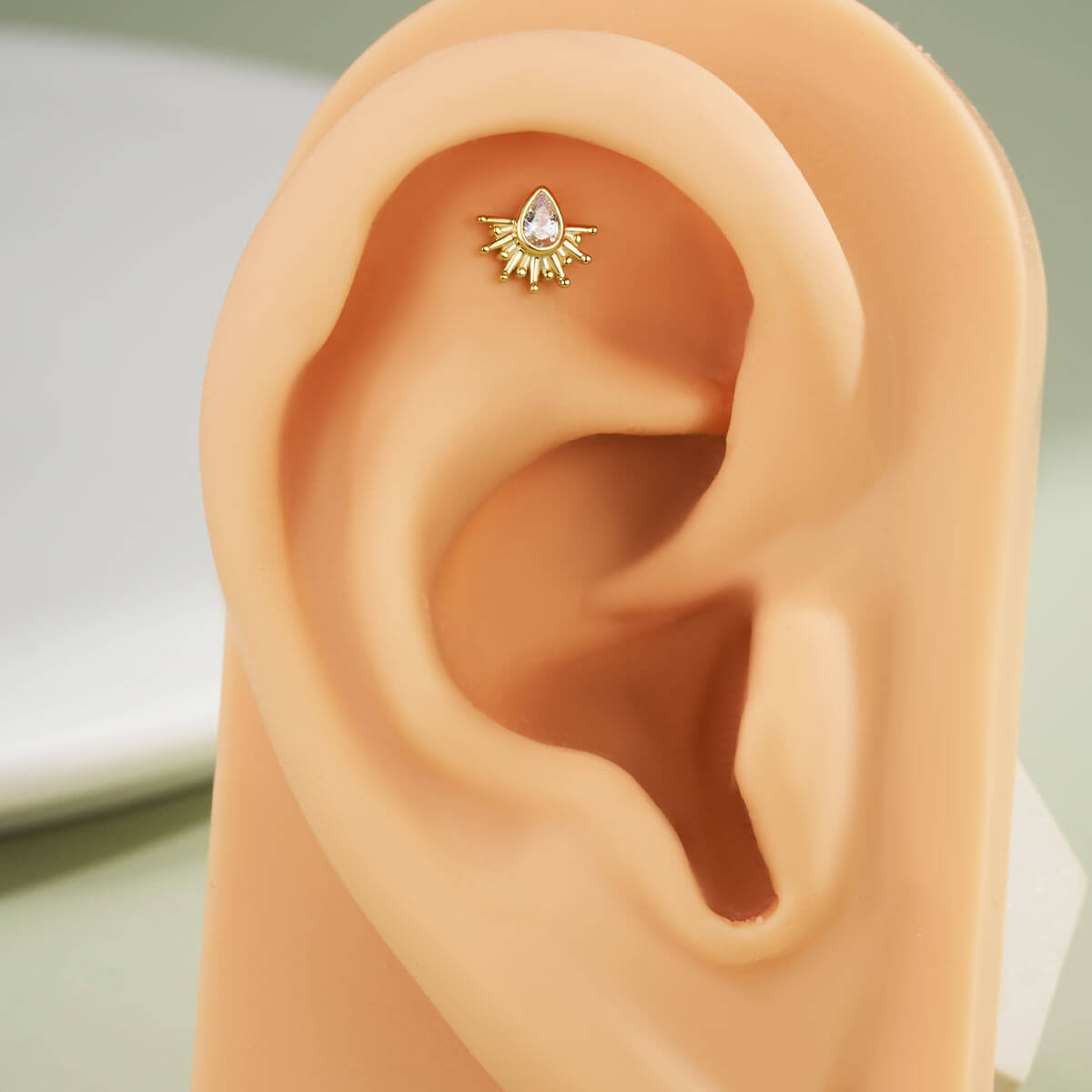 sunburst helix stud