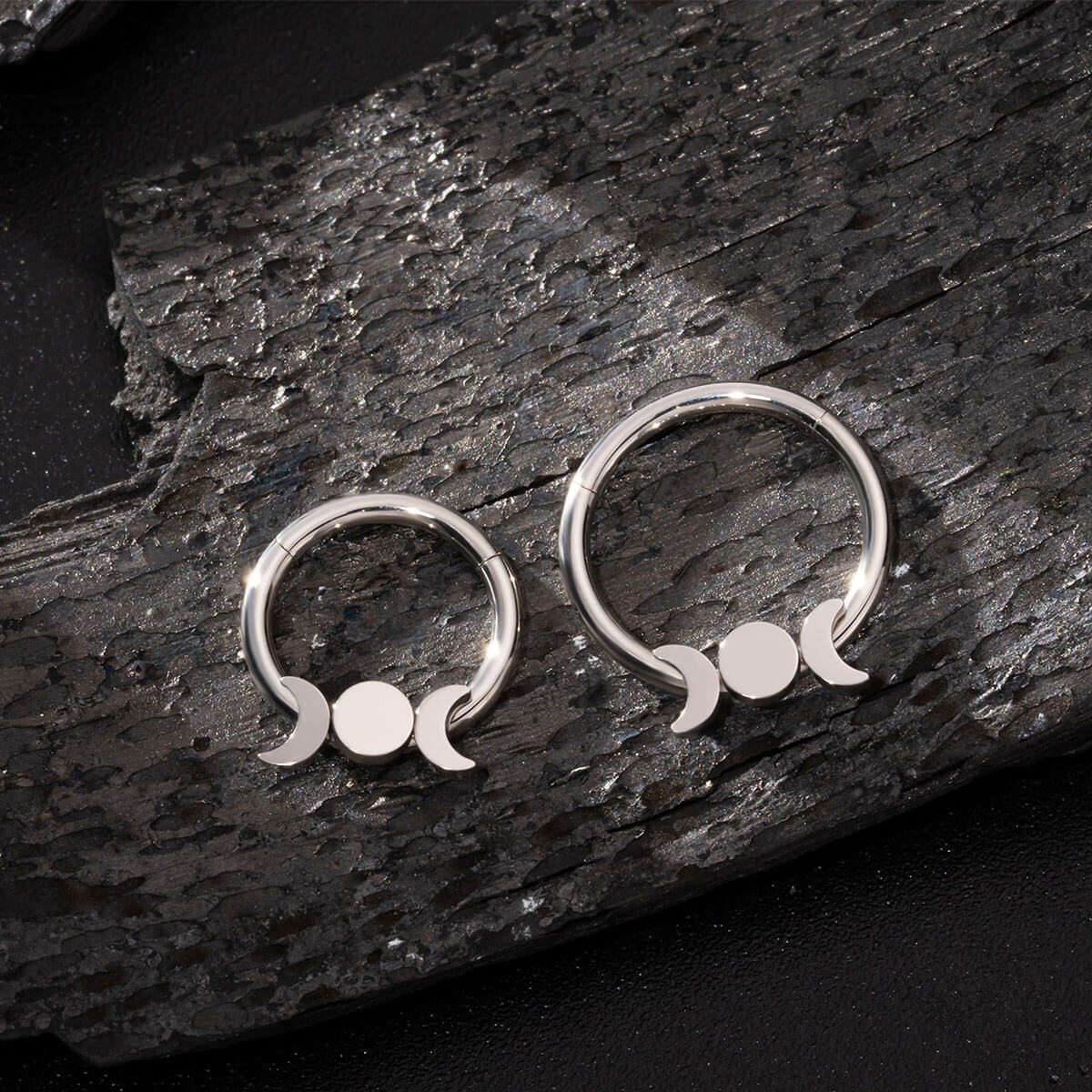 oufer moonphase septum ring