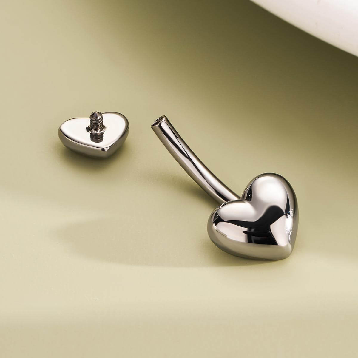 internally threaded heart belly button ring