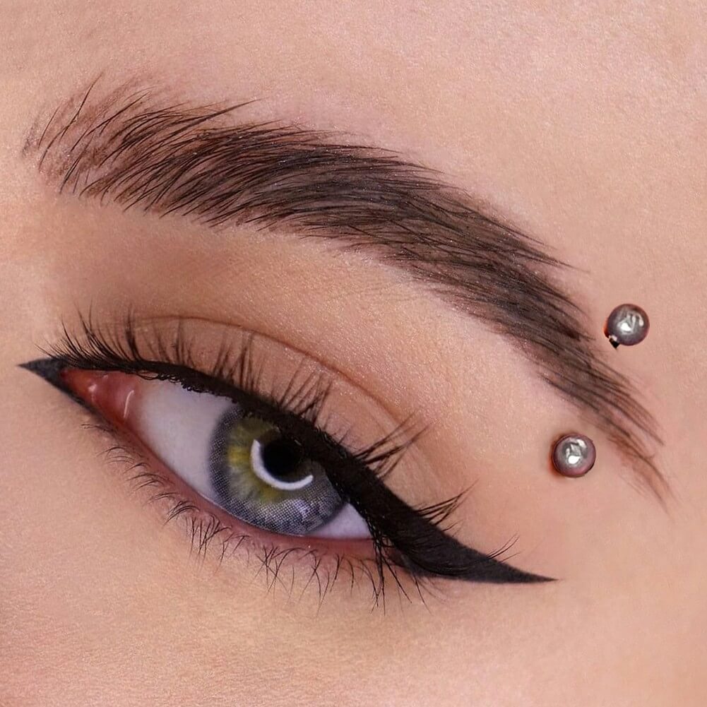 eyebrow piercing stud 