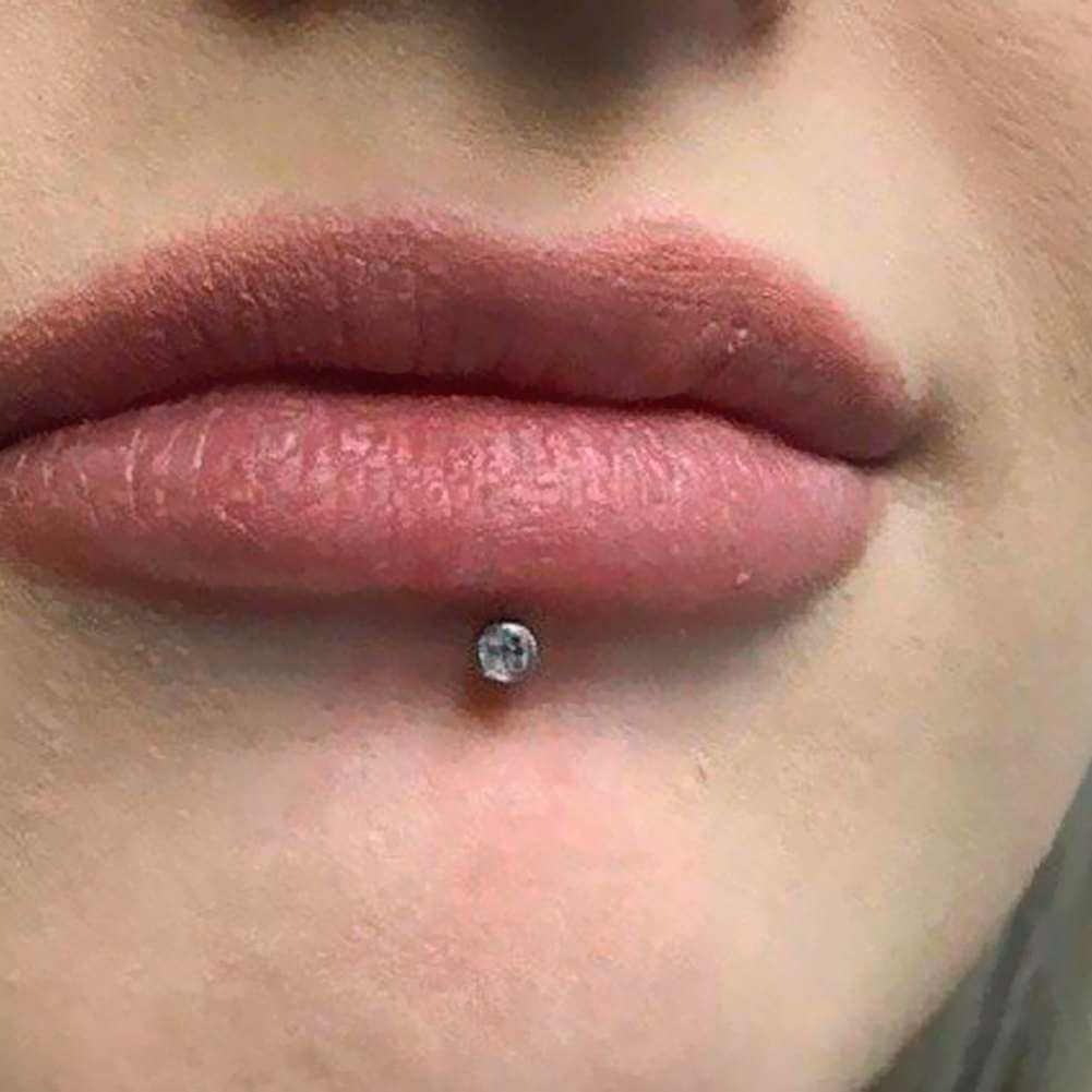 flat back labret stud